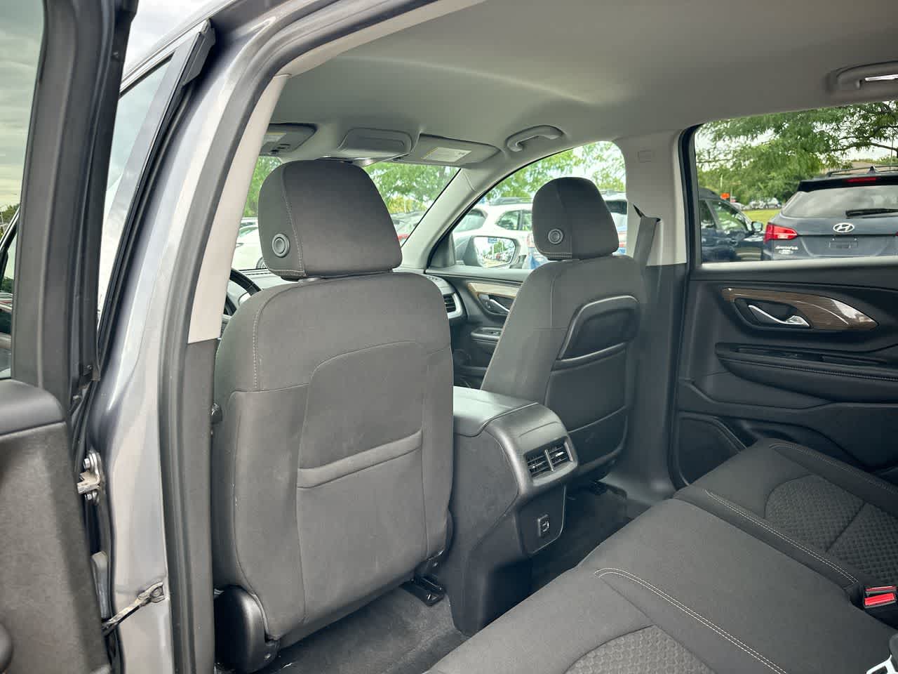 Thumbnail: 2019 GMC Terrain - 23
