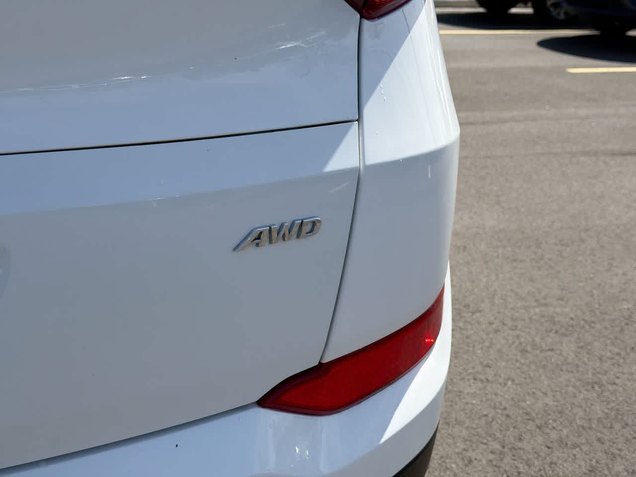 Thumbnail: 2017 Hyundai Tucson - 18