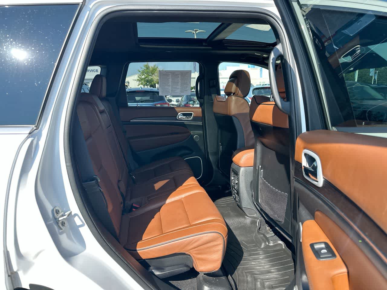 Thumbnail: 2020 Jeep Grand Cherokee - 26