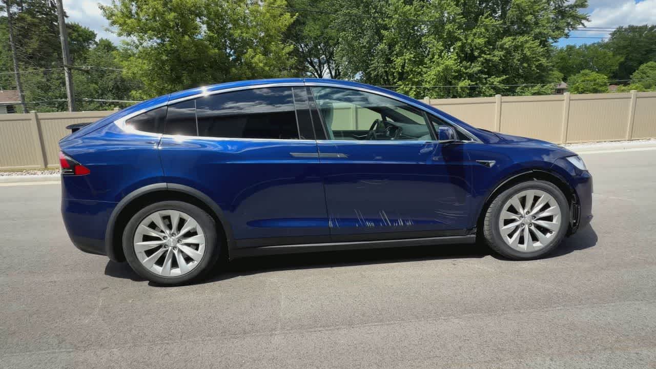 Thumbnail: 2017 Tesla Model X - 9