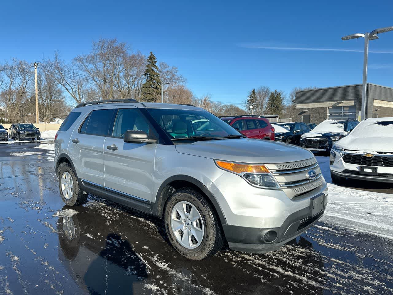Thumbnail: 2013 Ford Explorer - 15