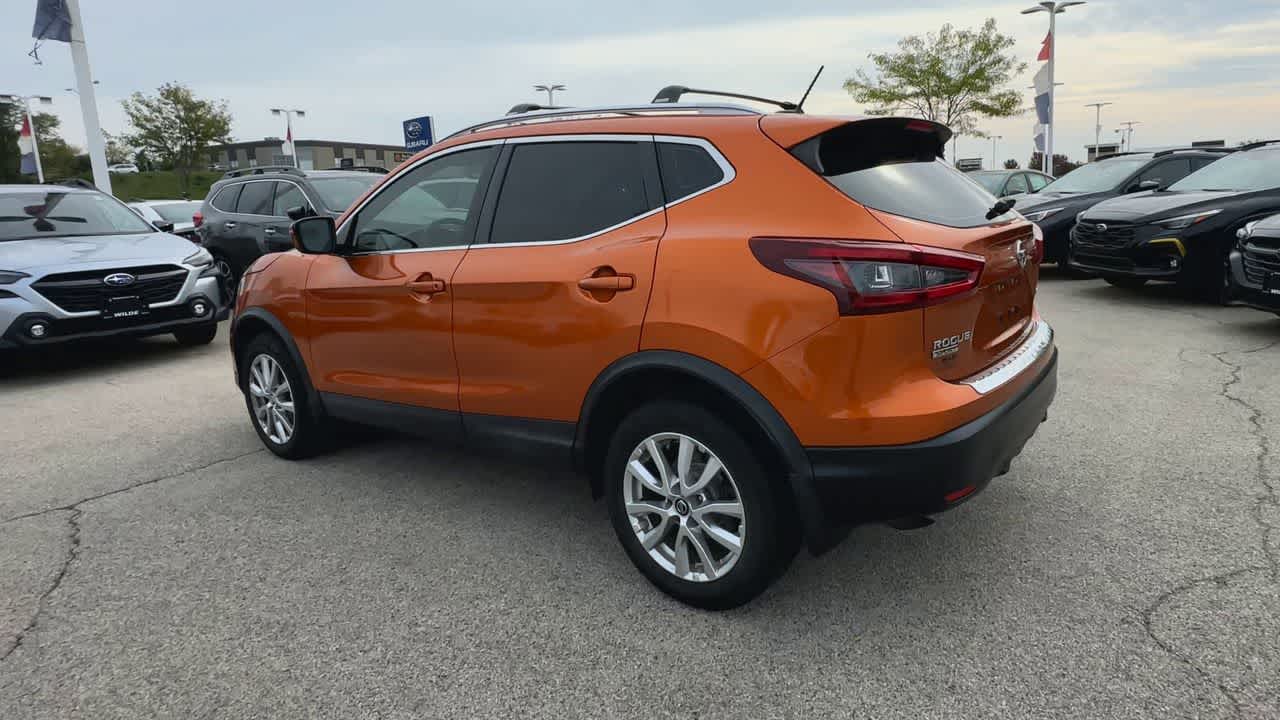 Thumbnail: 2020 Nissan Rogue Sport - 6