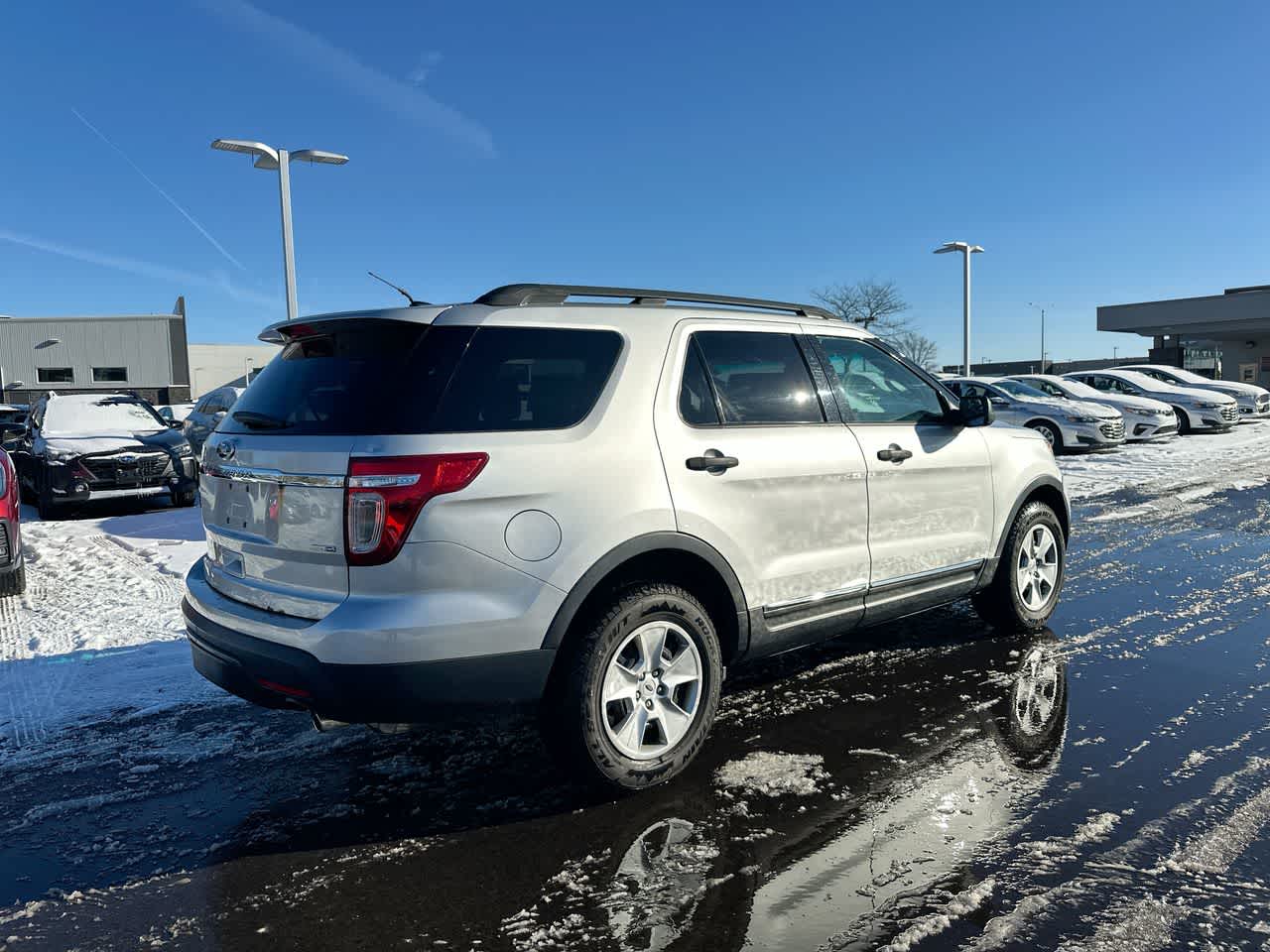 Thumbnail: 2013 Ford Explorer - 13