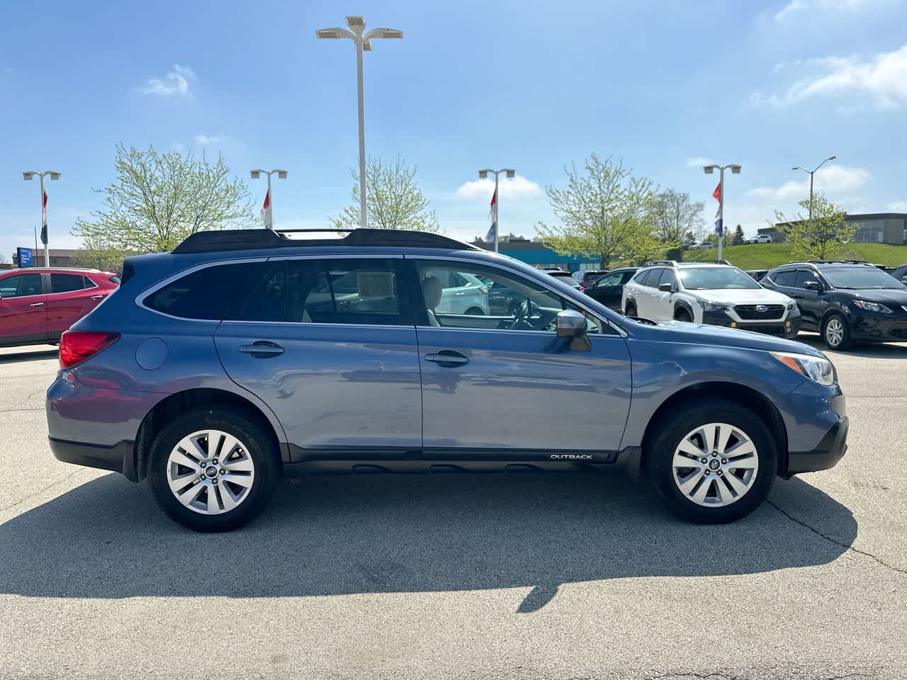 Thumbnail: 2017 Subaru Outback - 14