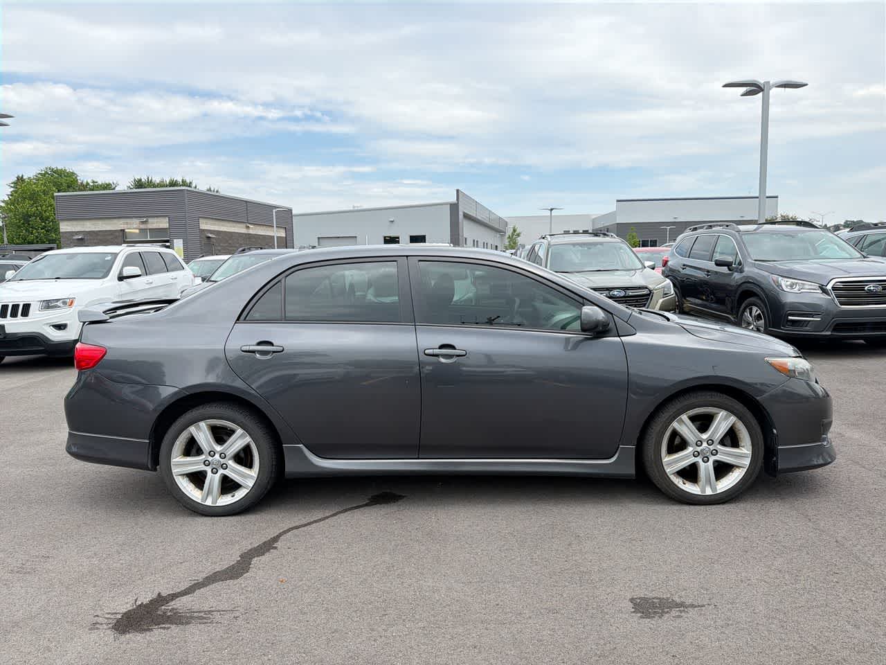 Thumbnail: 2009 Toyota Corolla - 14
