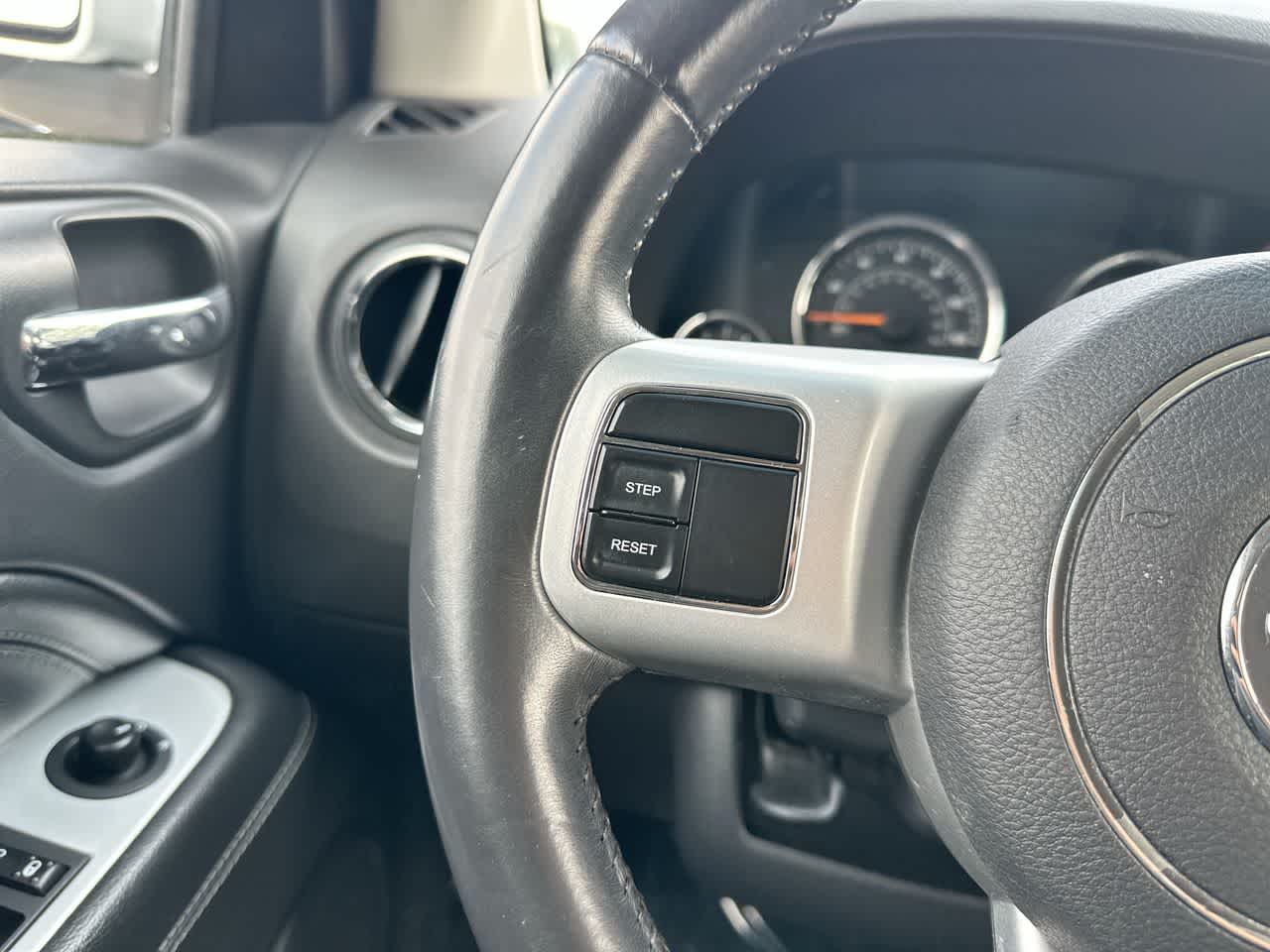 Thumbnail: 2016 Jeep Compass - 29