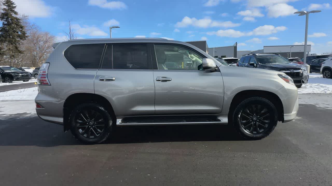 Thumbnail: 2020 Lexus GX - 9