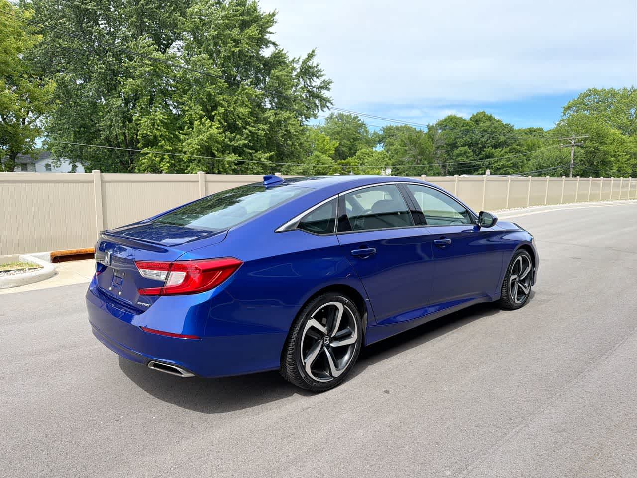 Thumbnail: 2018 Honda Accord - 13
