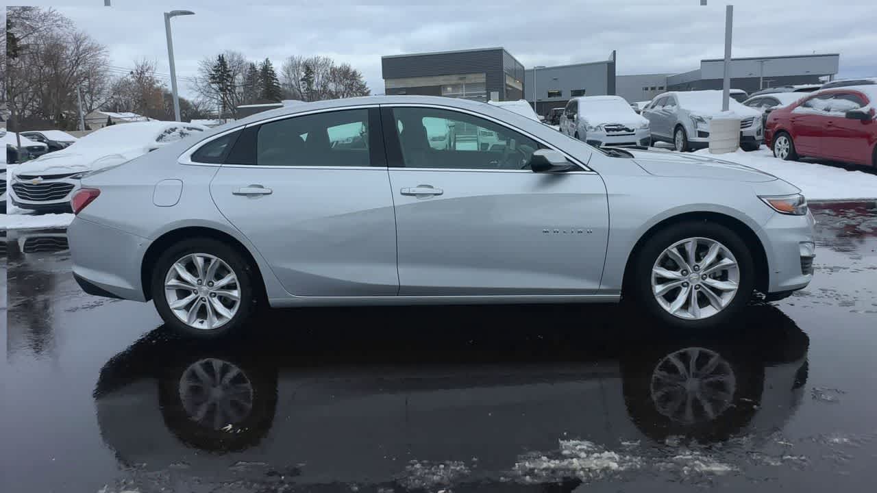 Thumbnail: 2020 Chevrolet Malibu - 9