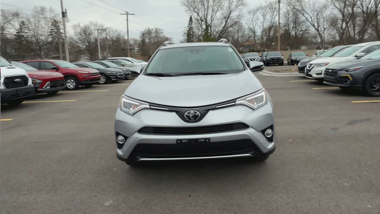 Thumbnail: 2016 Toyota RAV4 - 3