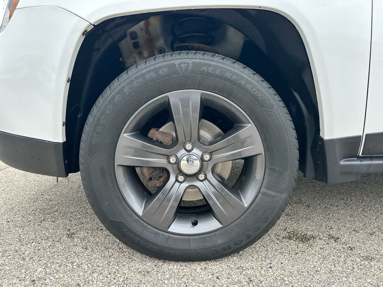 Thumbnail: 2017 Jeep Compass - 19