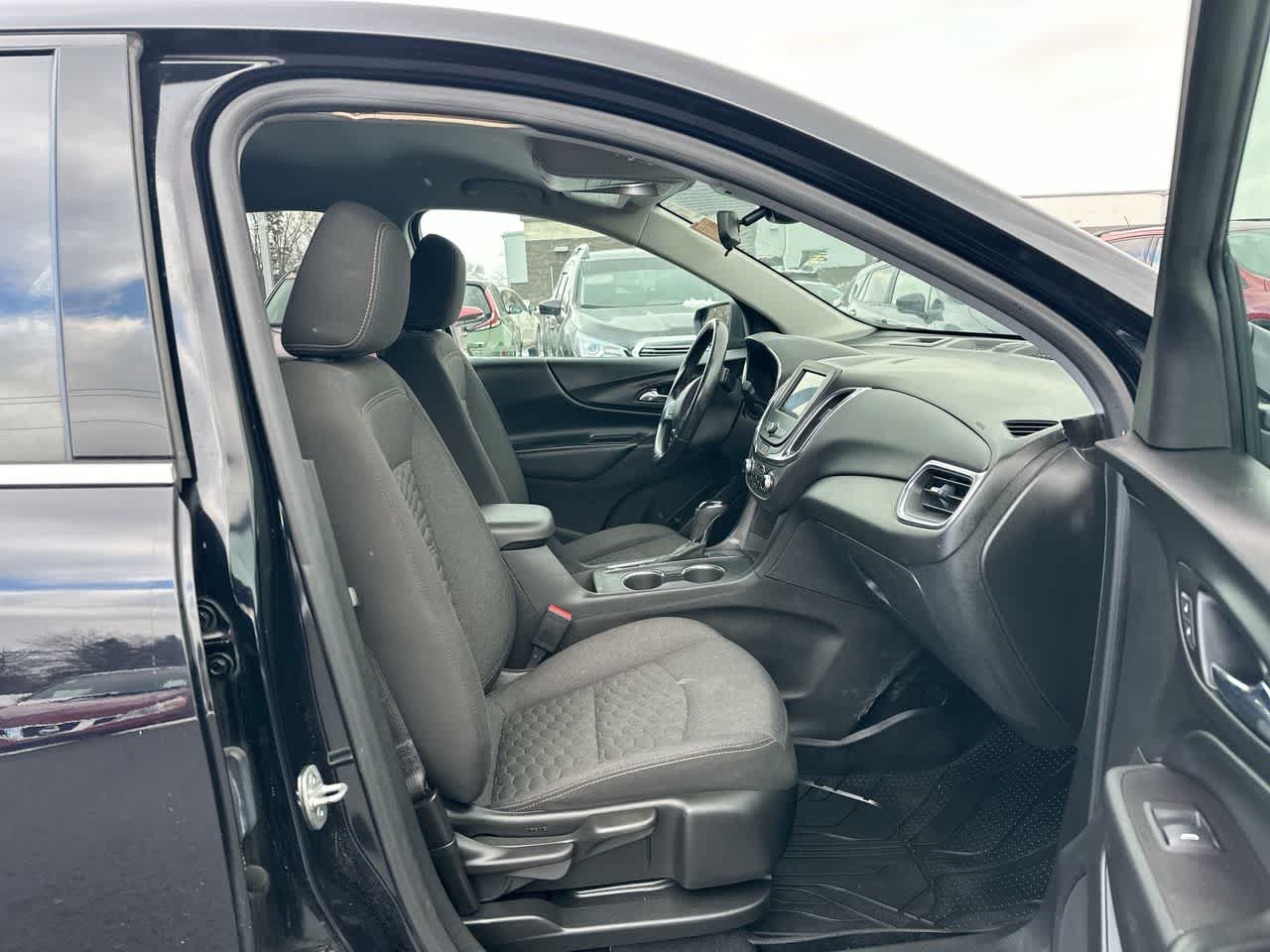 Thumbnail: 2020 Chevrolet Equinox - 26