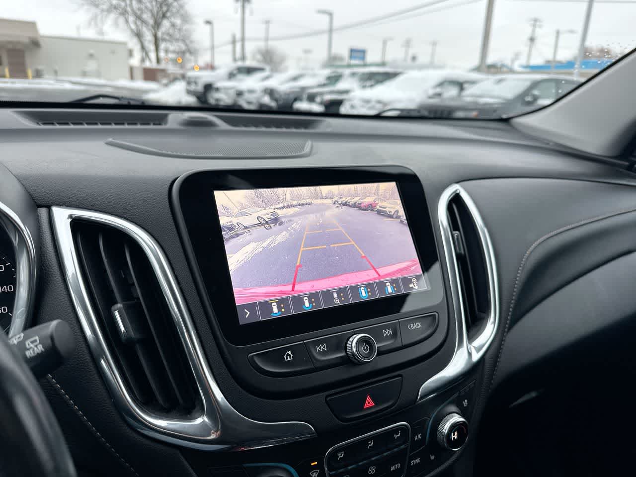 Thumbnail: 2019 Chevrolet Equinox - 33