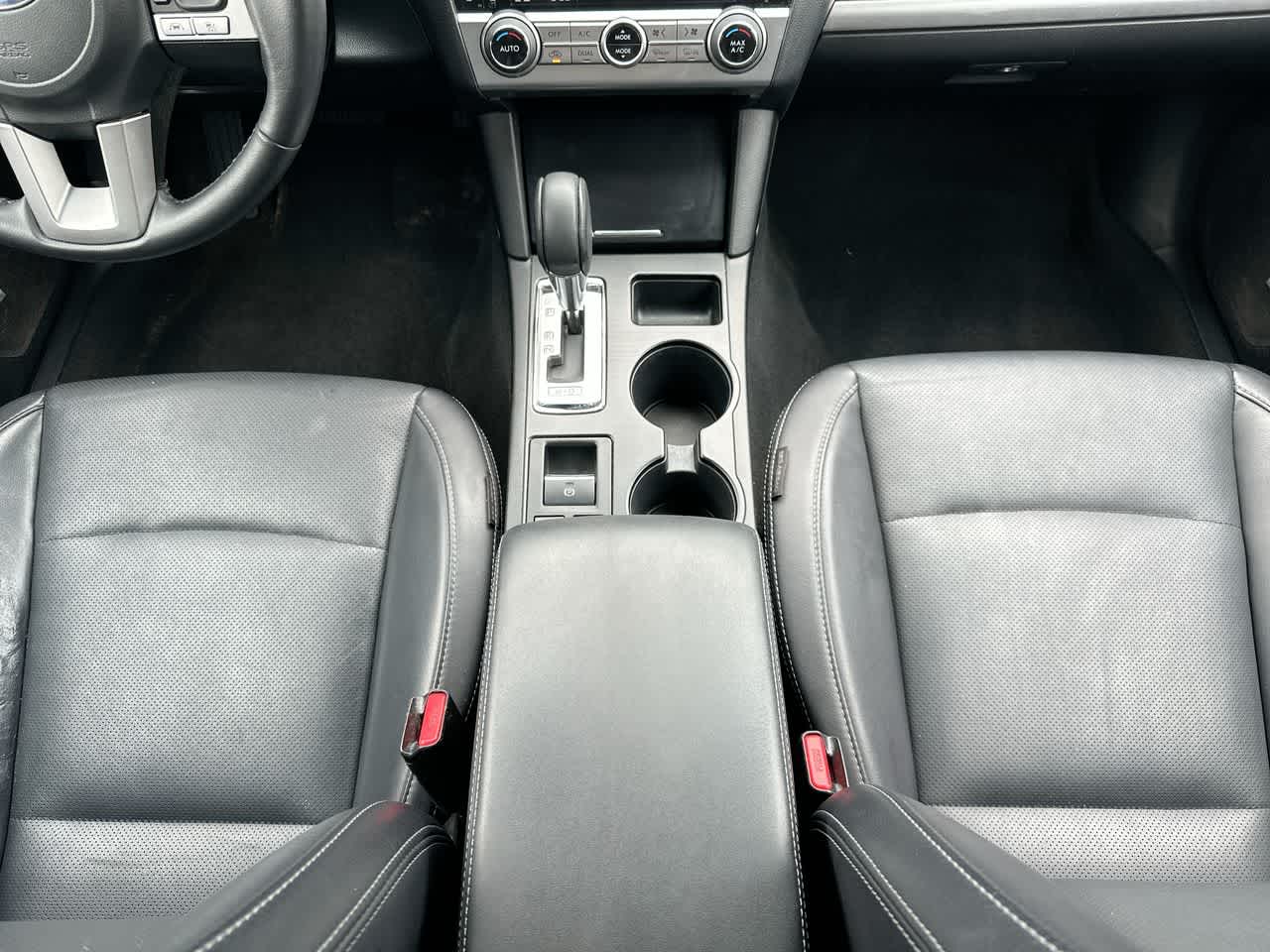2017 Subaru Outback Limited 31