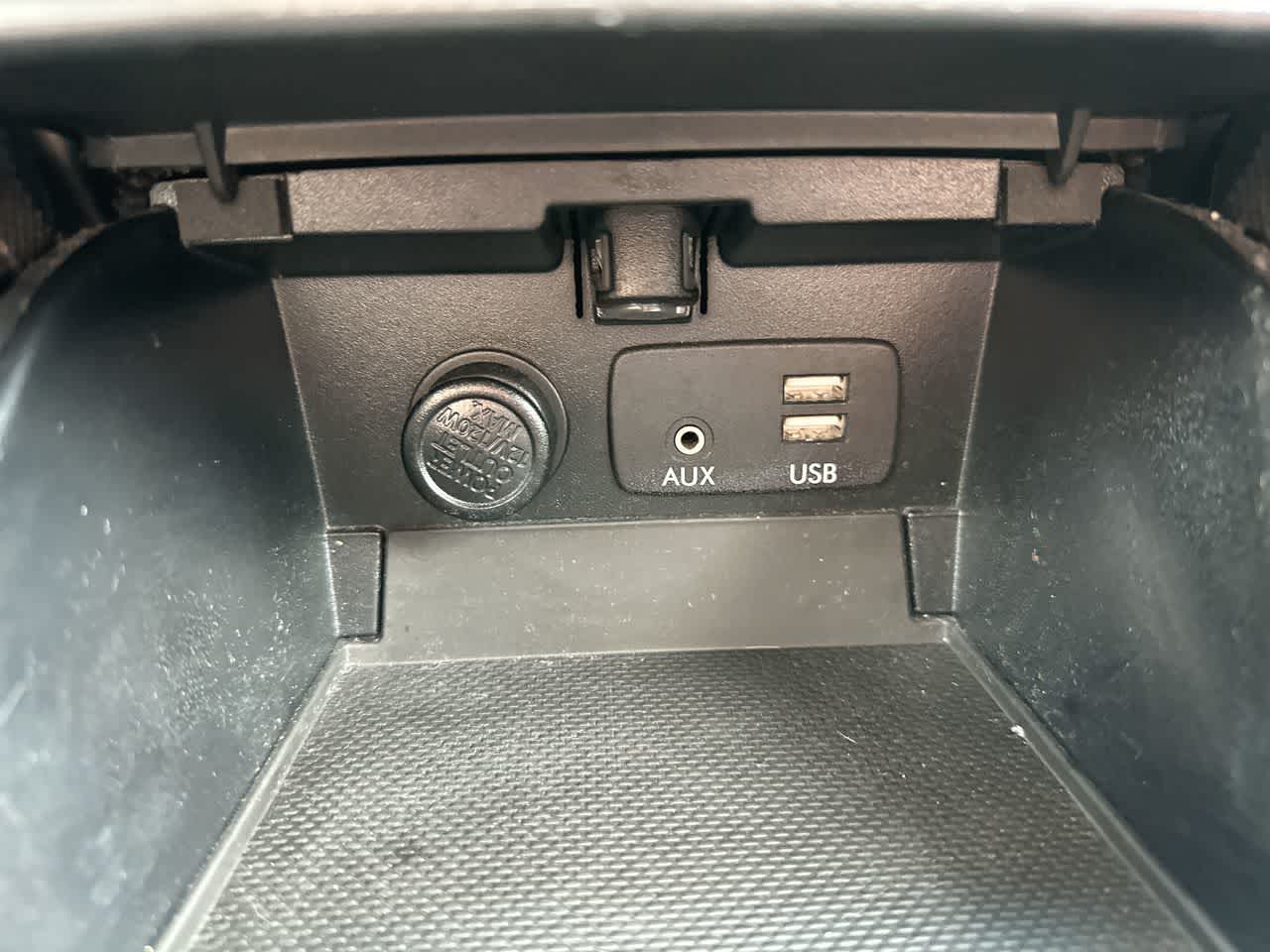 2017 Subaru Outback Limited 35