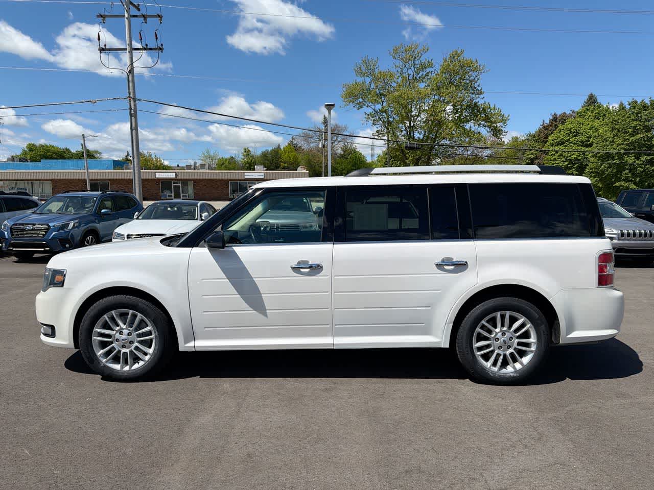 Thumbnail: 2019 Ford Flex - 10