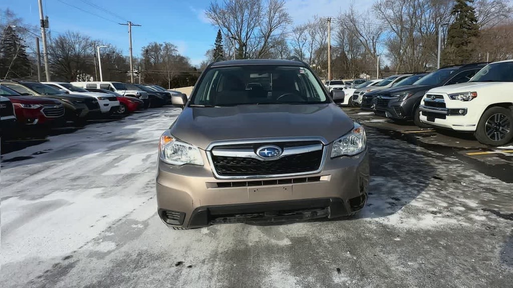 Used 2016 Subaru Forester 2.5i Premium SUV