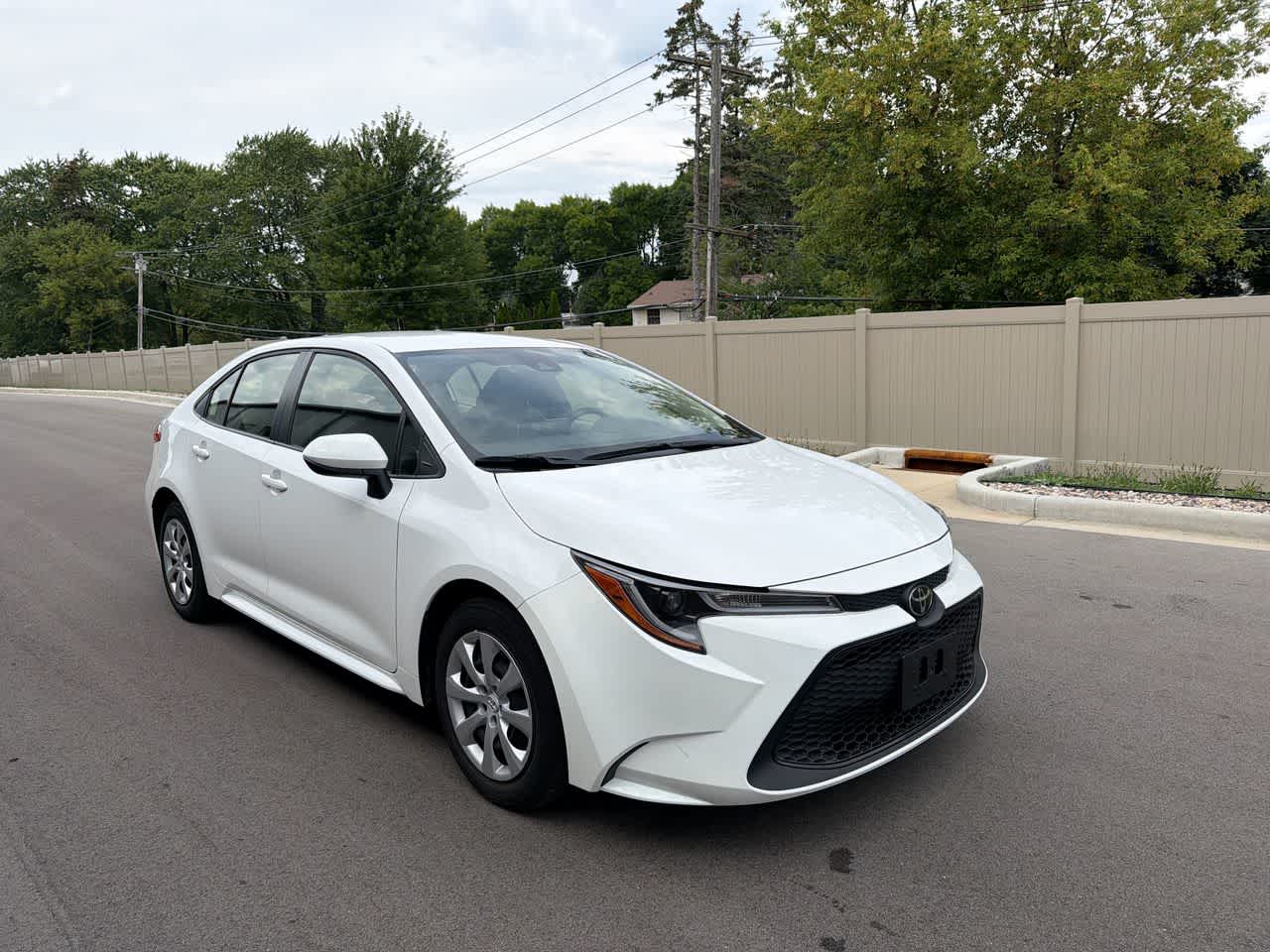 2021 Toyota Corolla LE - Photo 15