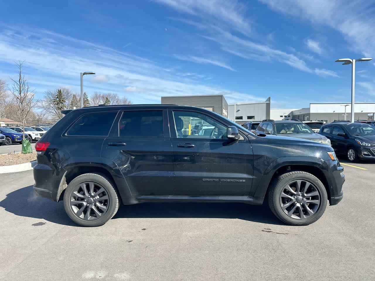 Thumbnail: 2019 Jeep Grand Cherokee - 14
