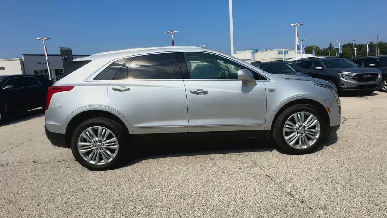 Thumbnail: 2019 Cadillac XT5 - 9