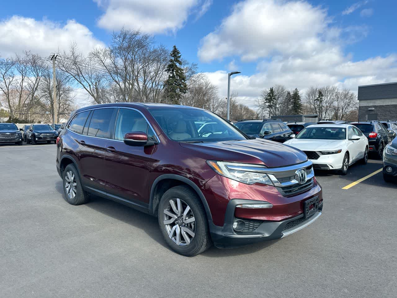 Thumbnail: 2019 Honda Pilot - 15