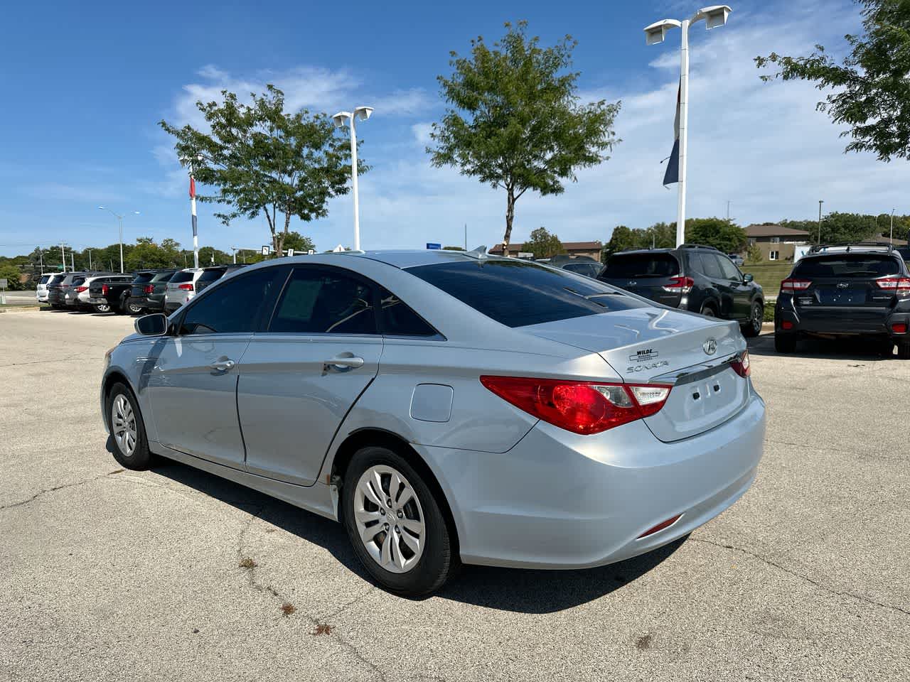 Thumbnail: 2011 Hyundai Sonata - 11