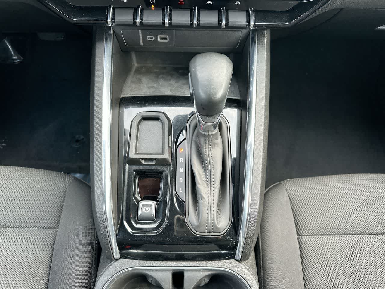 Thumbnail: 2024 GMC Canyon - 34