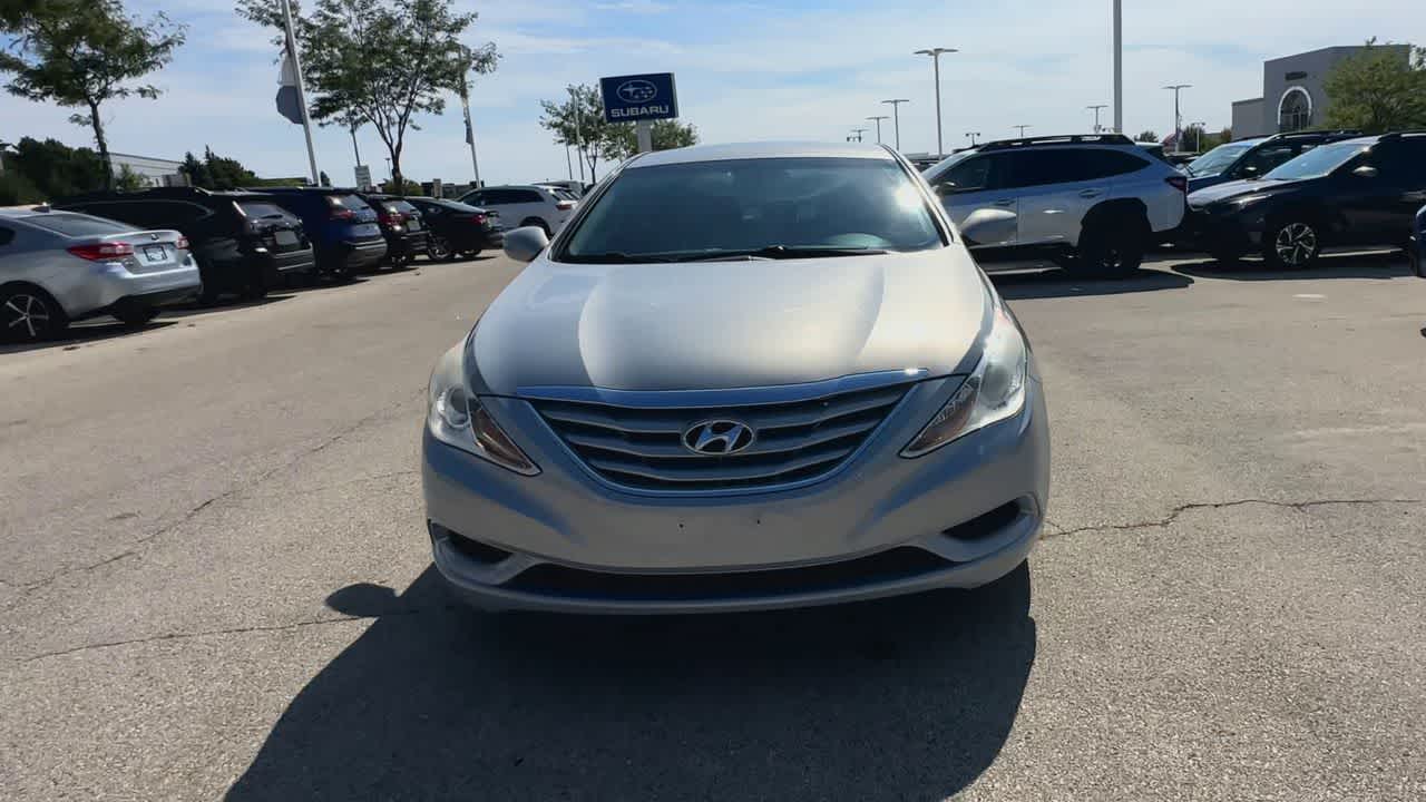 Thumbnail: 2011 Hyundai Sonata - 3