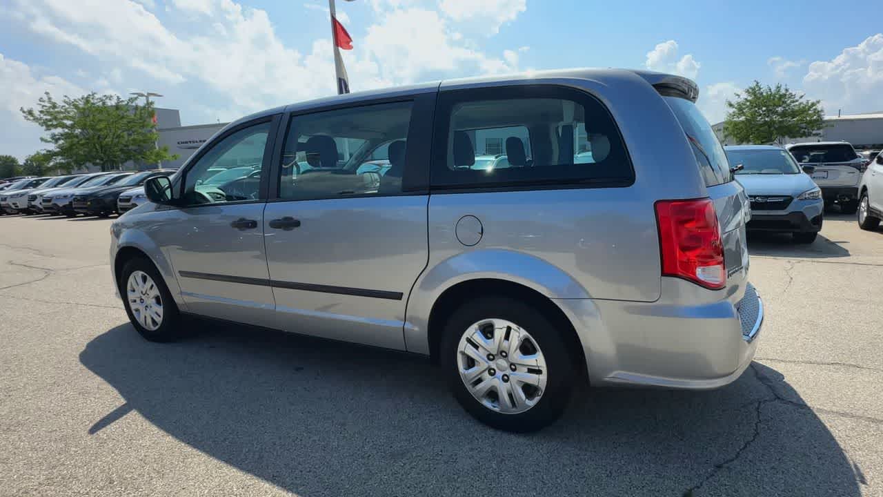 Thumbnail: 2016 Dodge Grand Caravan - 6
