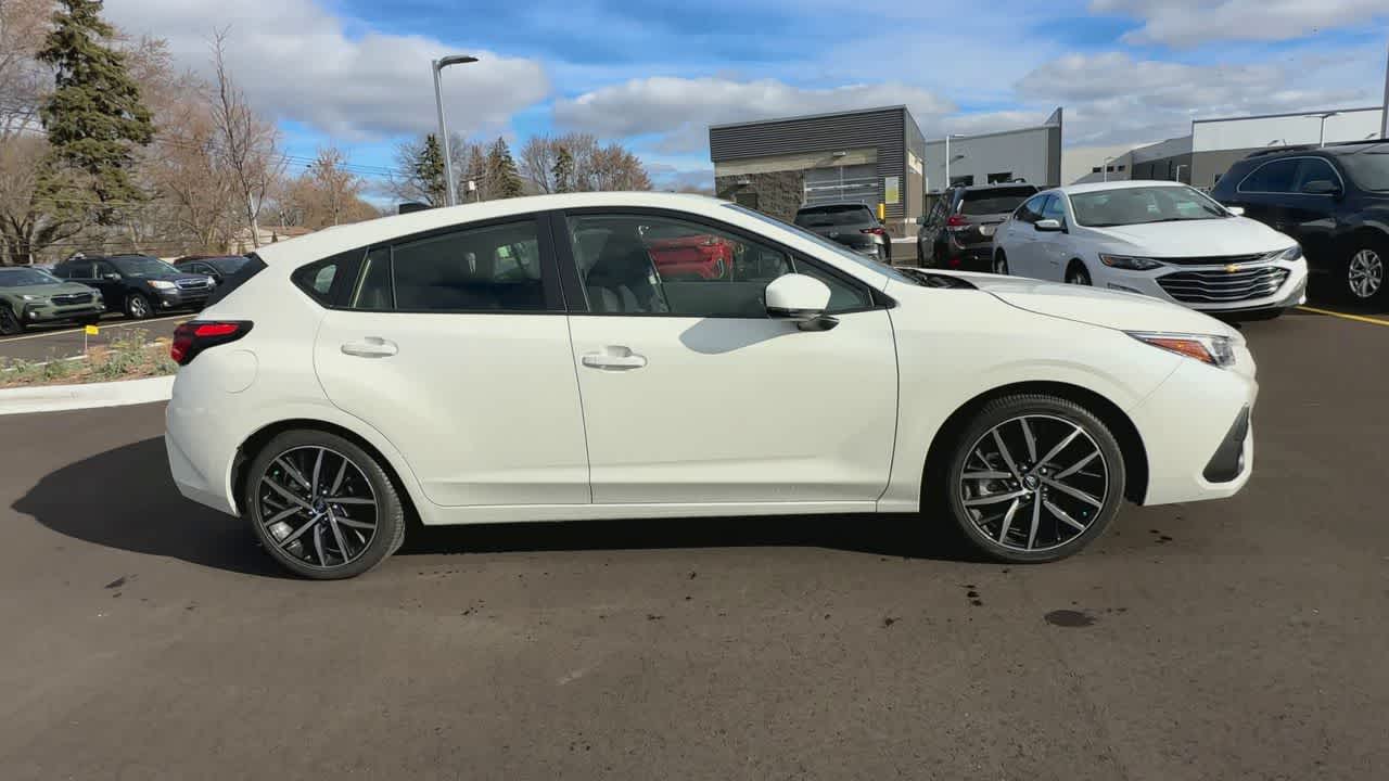 Thumbnail: 2025 Subaru Impreza - 9