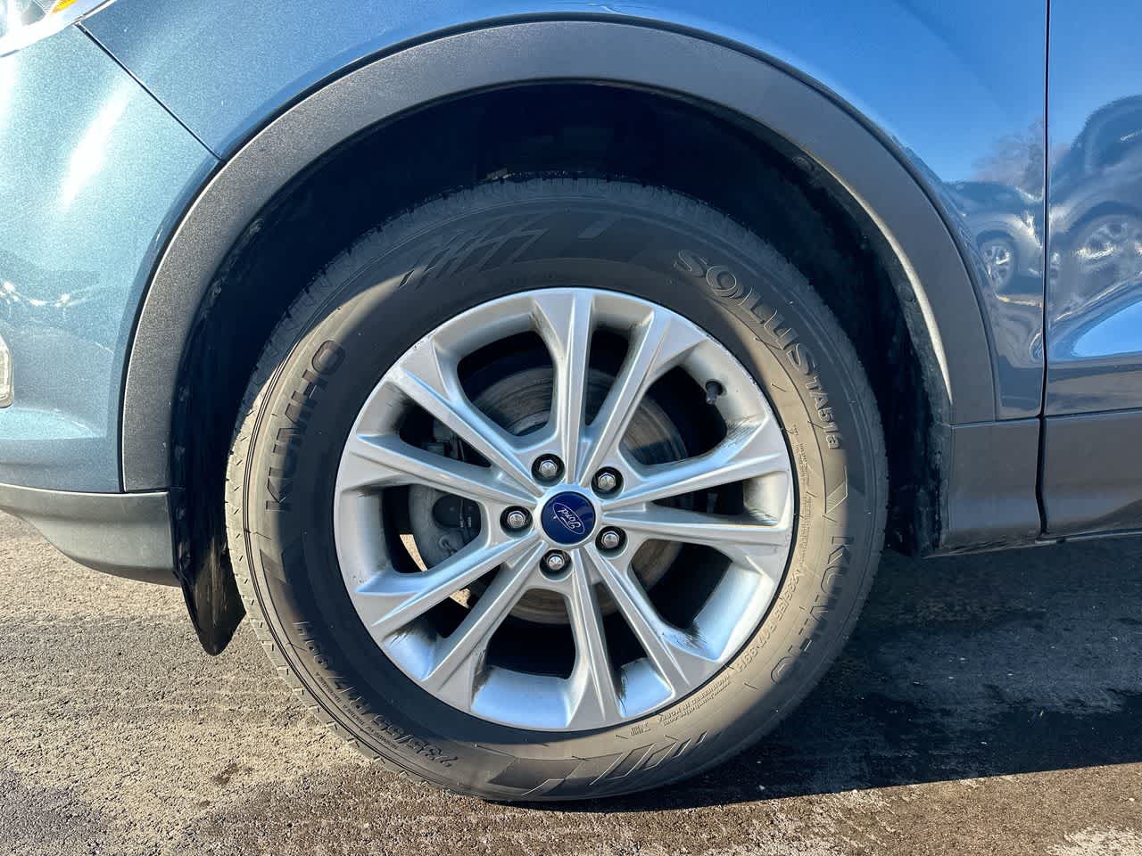 Thumbnail: 2018 Ford Escape - 19