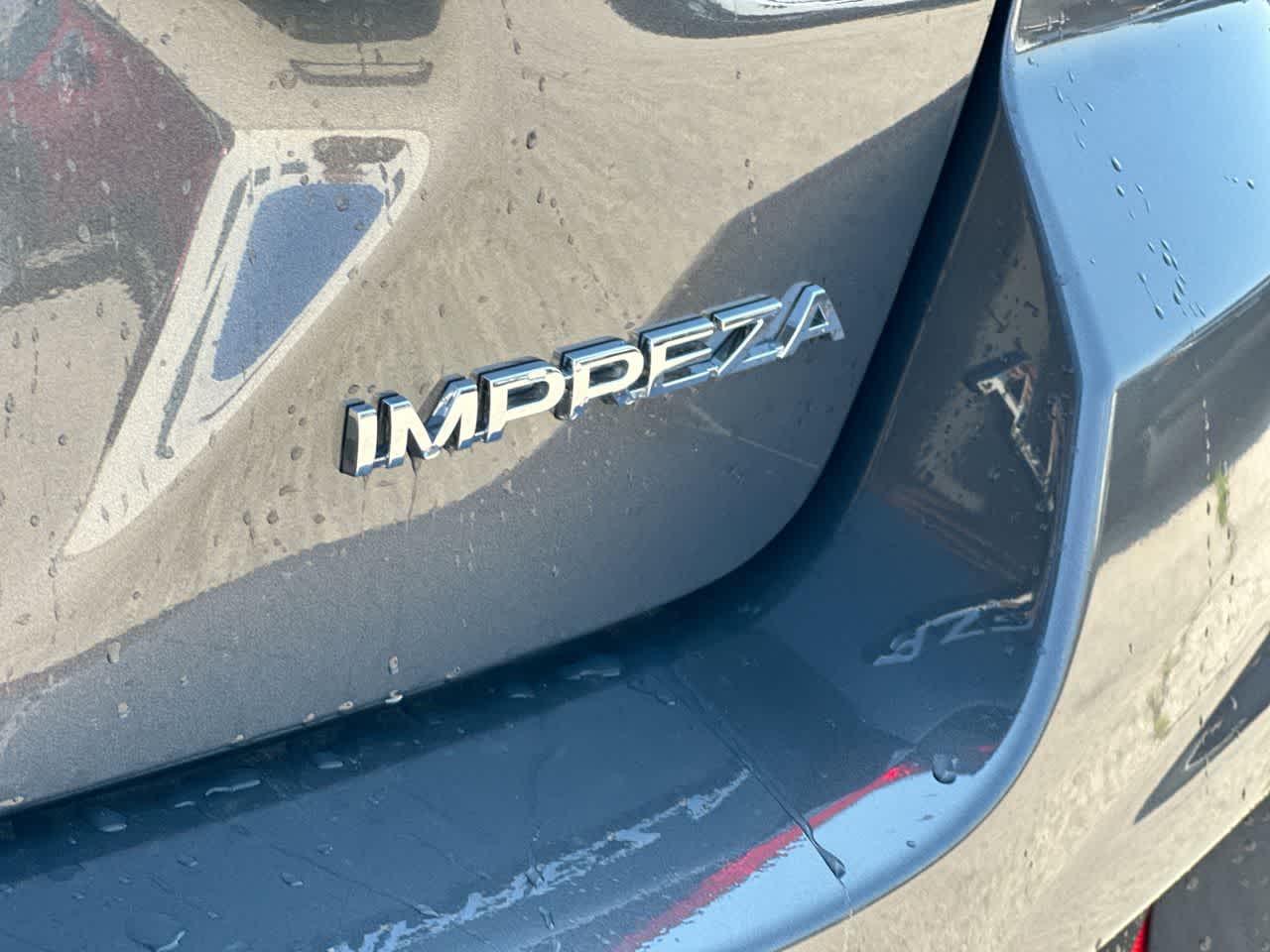 2025 Subaru Impreza Base 18