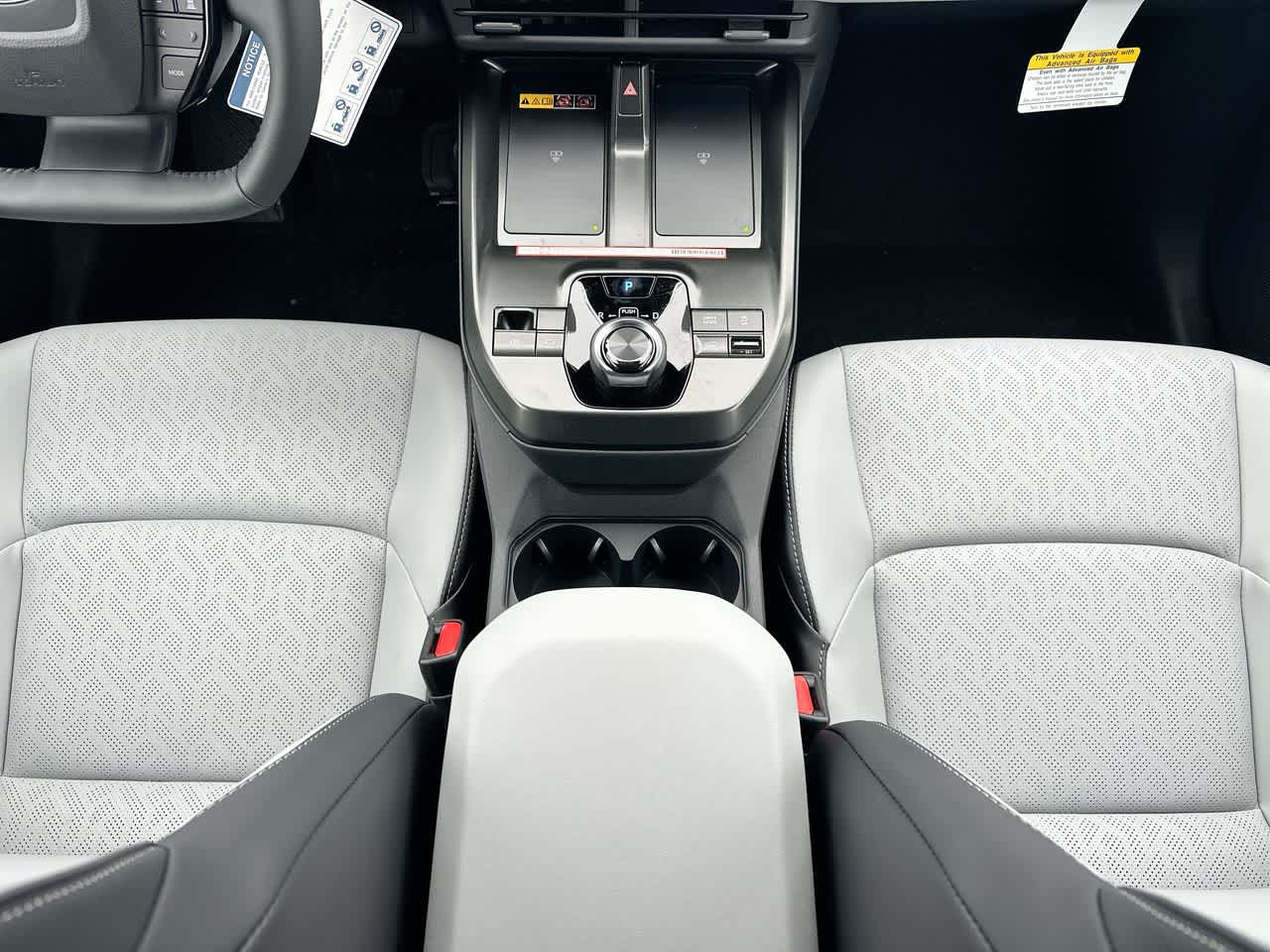 Thumbnail: 2026 Subaru Solterra - 30