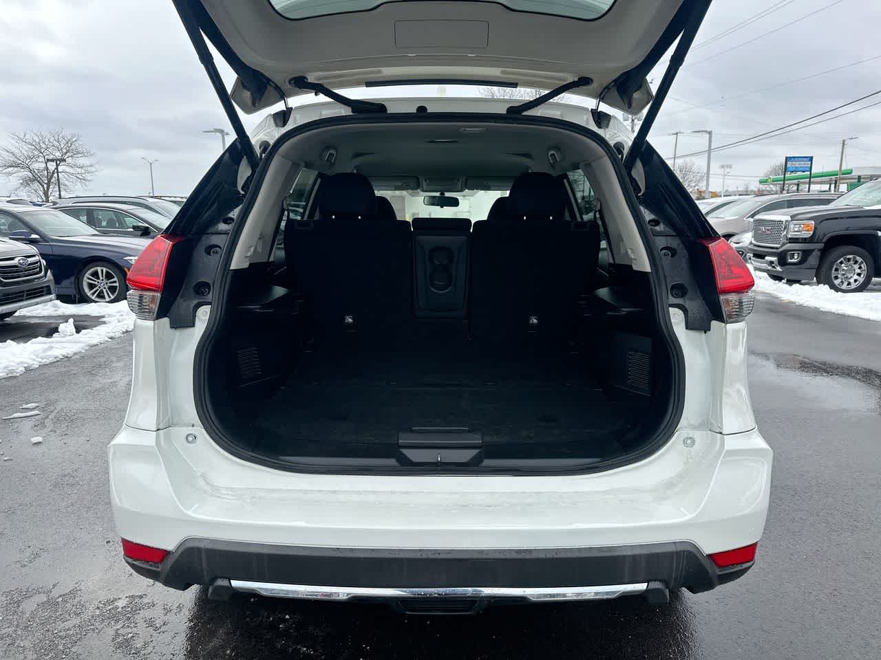 Thumbnail: 2018 Nissan Rogue - 35