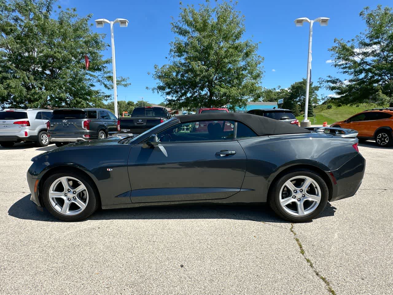Thumbnail: 2017 Chevrolet Camaro - 10