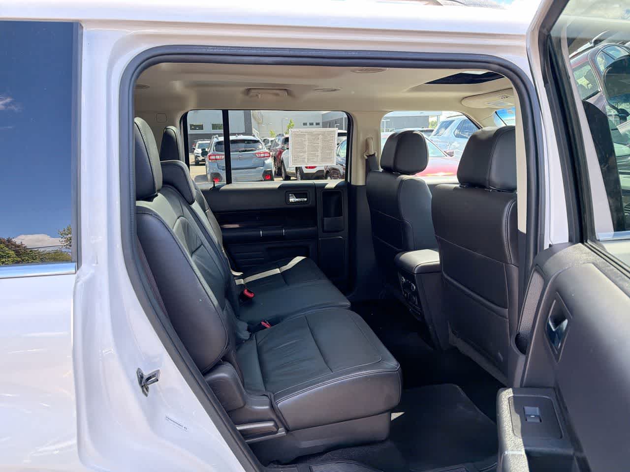 Thumbnail: 2019 Ford Flex - 26