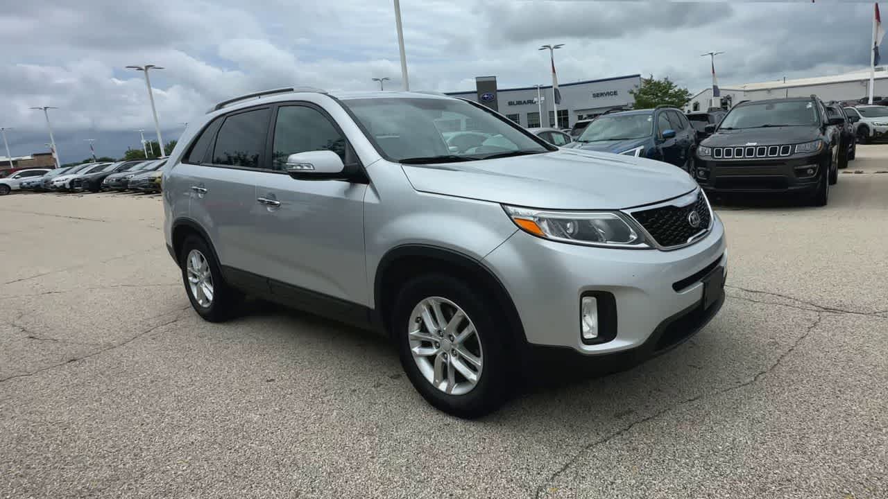 Thumbnail: 2015 Kia Sorento - 2