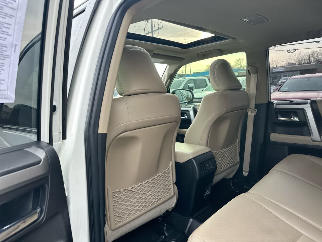 Thumbnail: 2020 Toyota 4Runner - 22