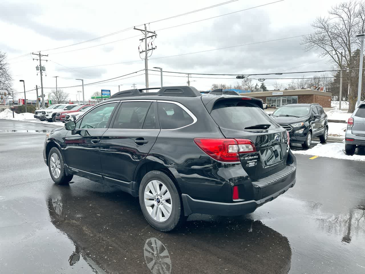 Thumbnail: 2016 Subaru Outback - 11