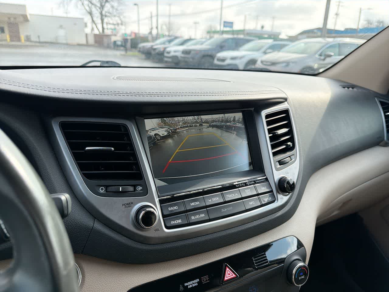 Thumbnail: 2017 Hyundai Tucson - 32