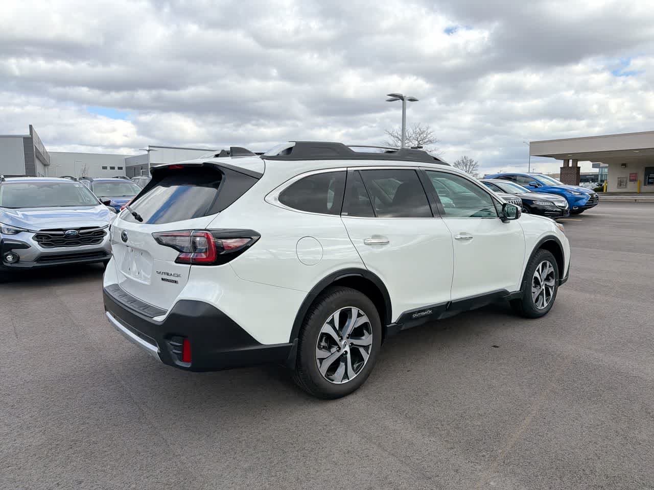 Thumbnail: 2020 Subaru Outback - 13