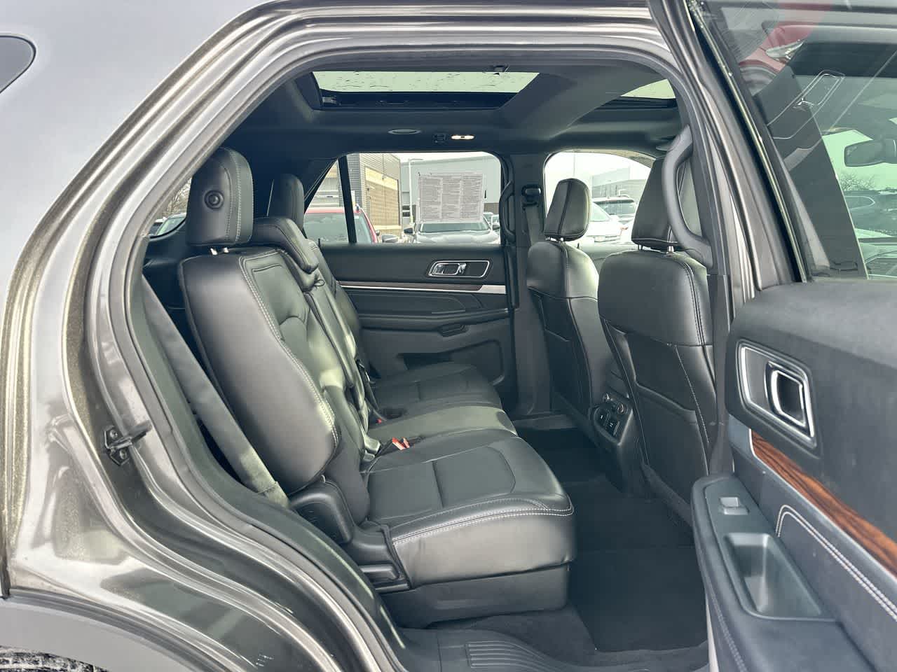 Thumbnail: 2018 Ford Explorer - 26