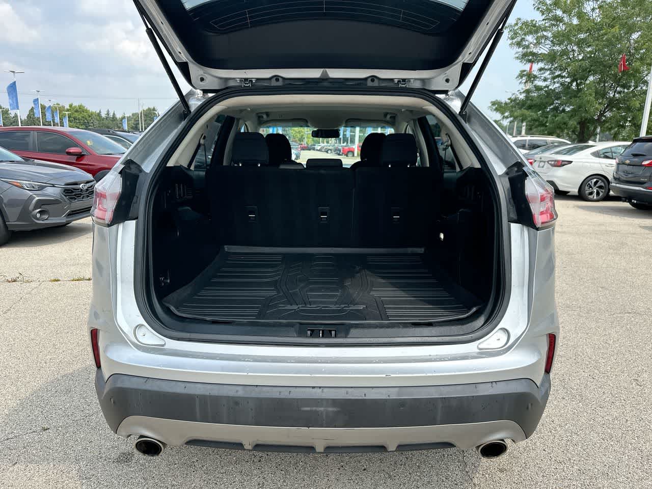 Thumbnail: 2019 Ford Edge - 35