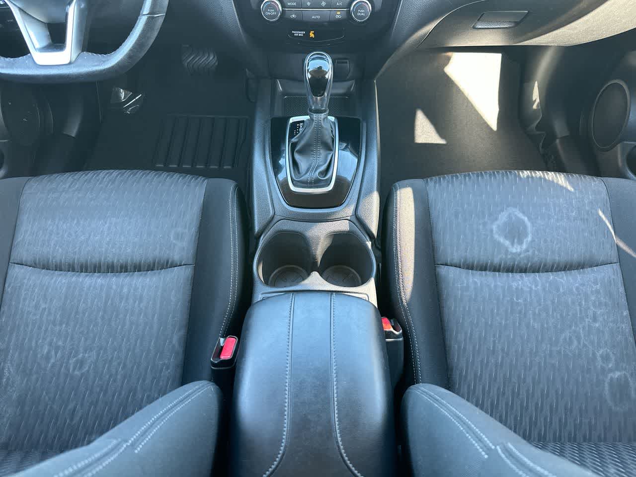 Thumbnail: 2019 Nissan Rogue - 30