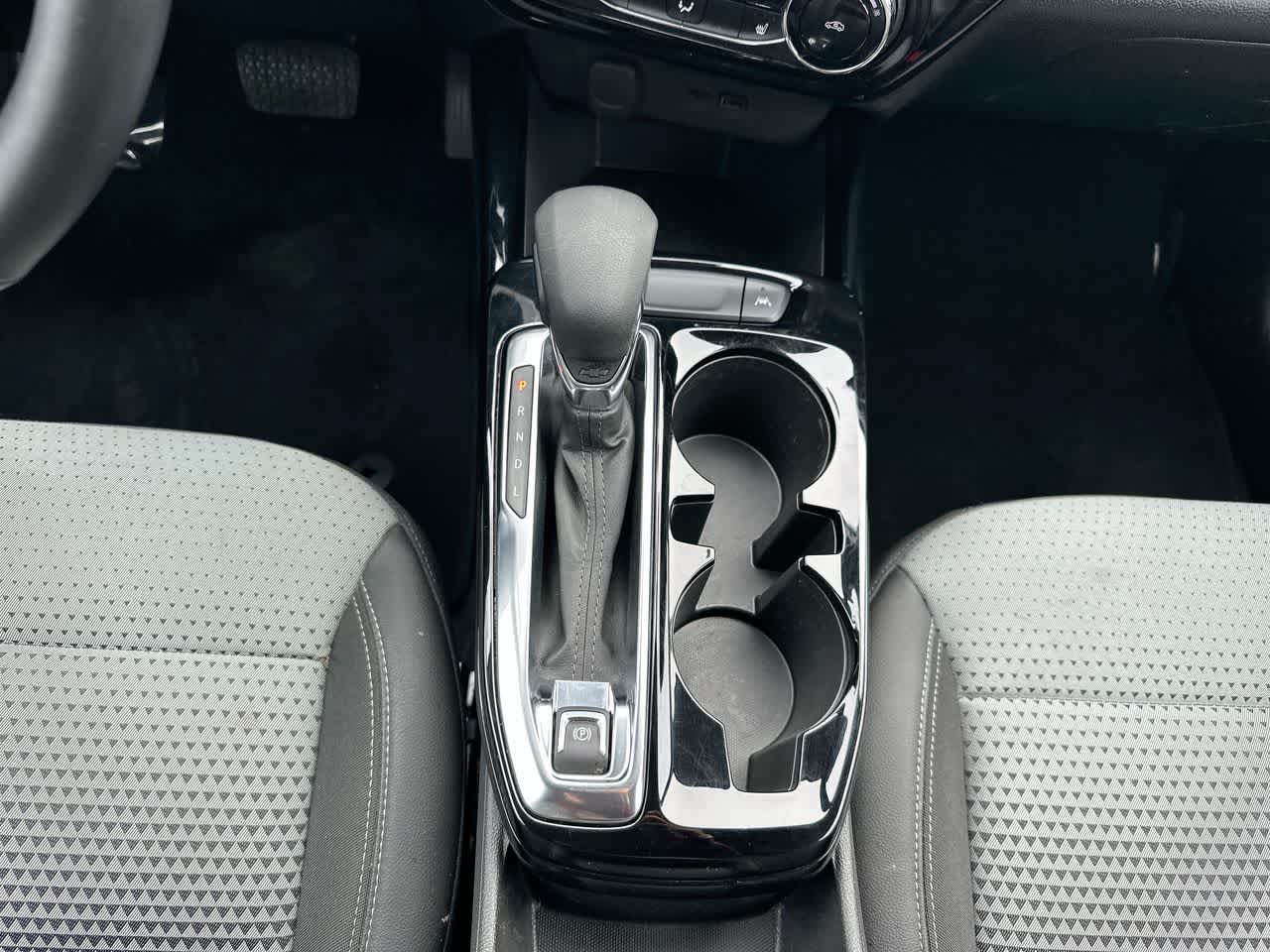 Thumbnail: 2025 Chevrolet Trax - 33