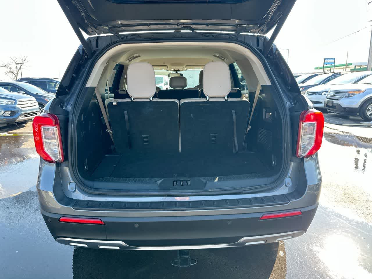 Thumbnail: 2021 Ford Explorer - 37