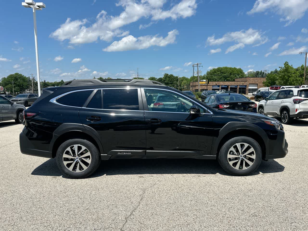 Thumbnail: 2025 Subaru Outback - 14