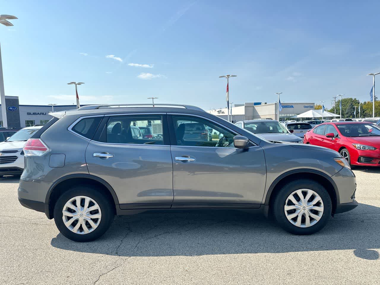 Thumbnail: 2015 Nissan Rogue - 14