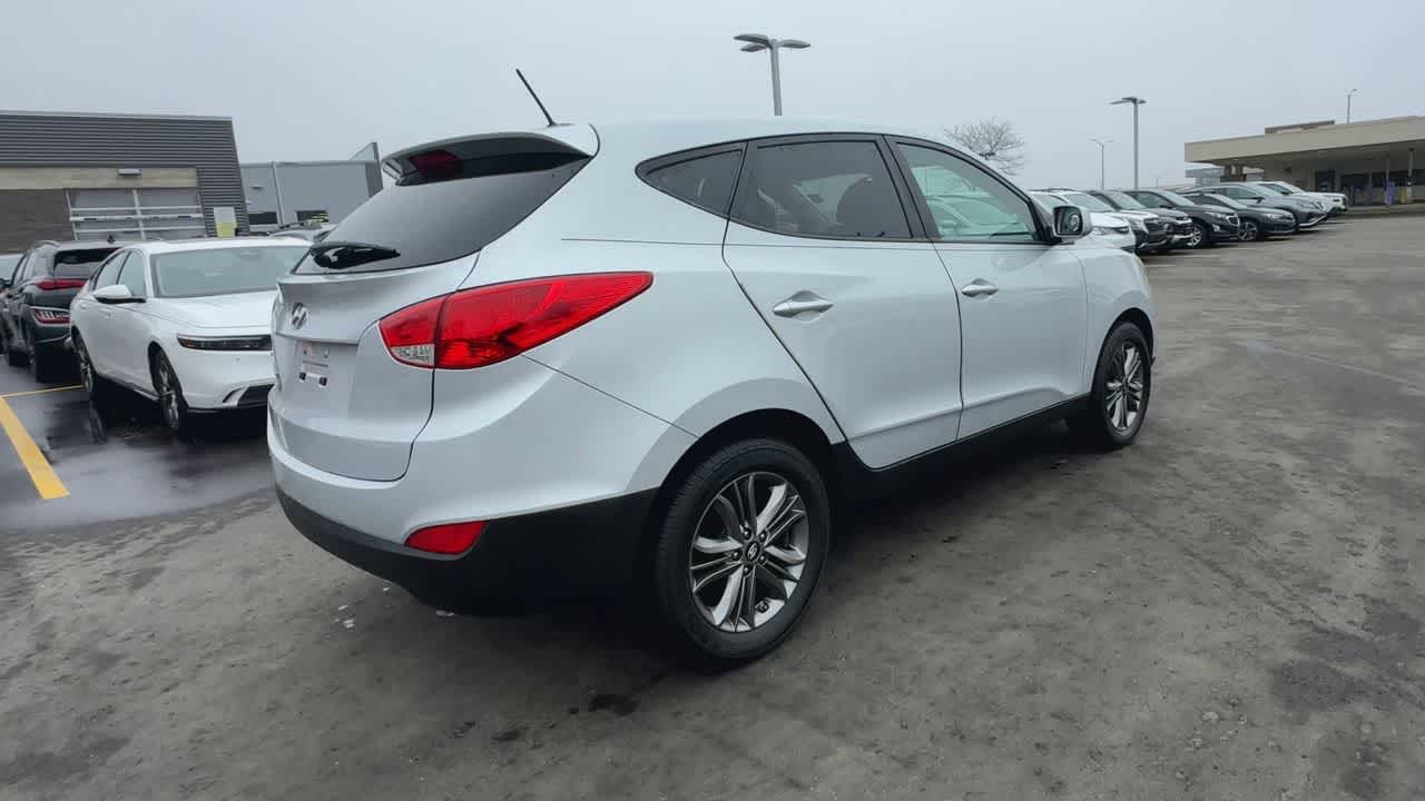 Thumbnail: 2015 Hyundai Tucson - 8