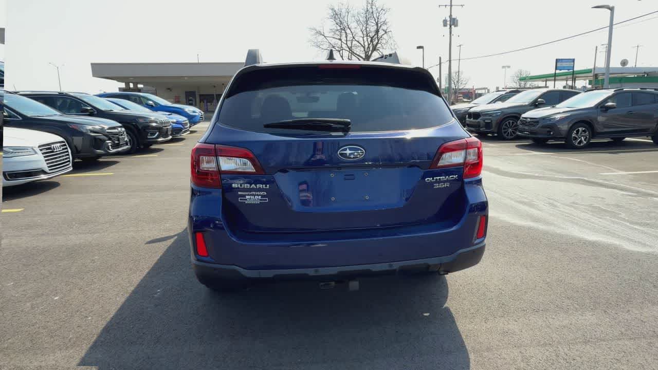 Thumbnail: 2017 Subaru Outback - 8